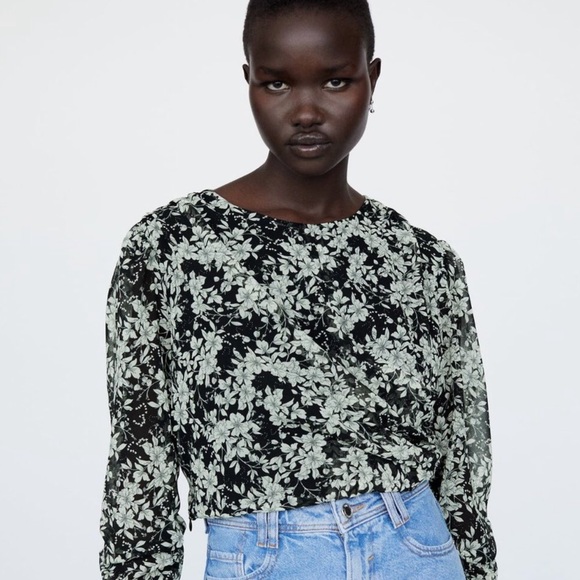 ZARA PRINT CROP BLOUSE - Picture 3 of 6